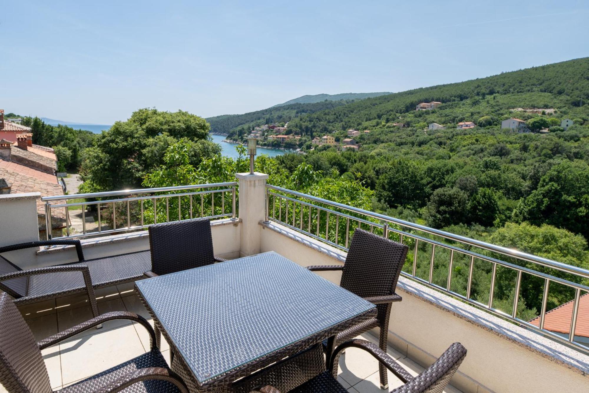 Haus Rita Appartement Labin  Buitenkant foto