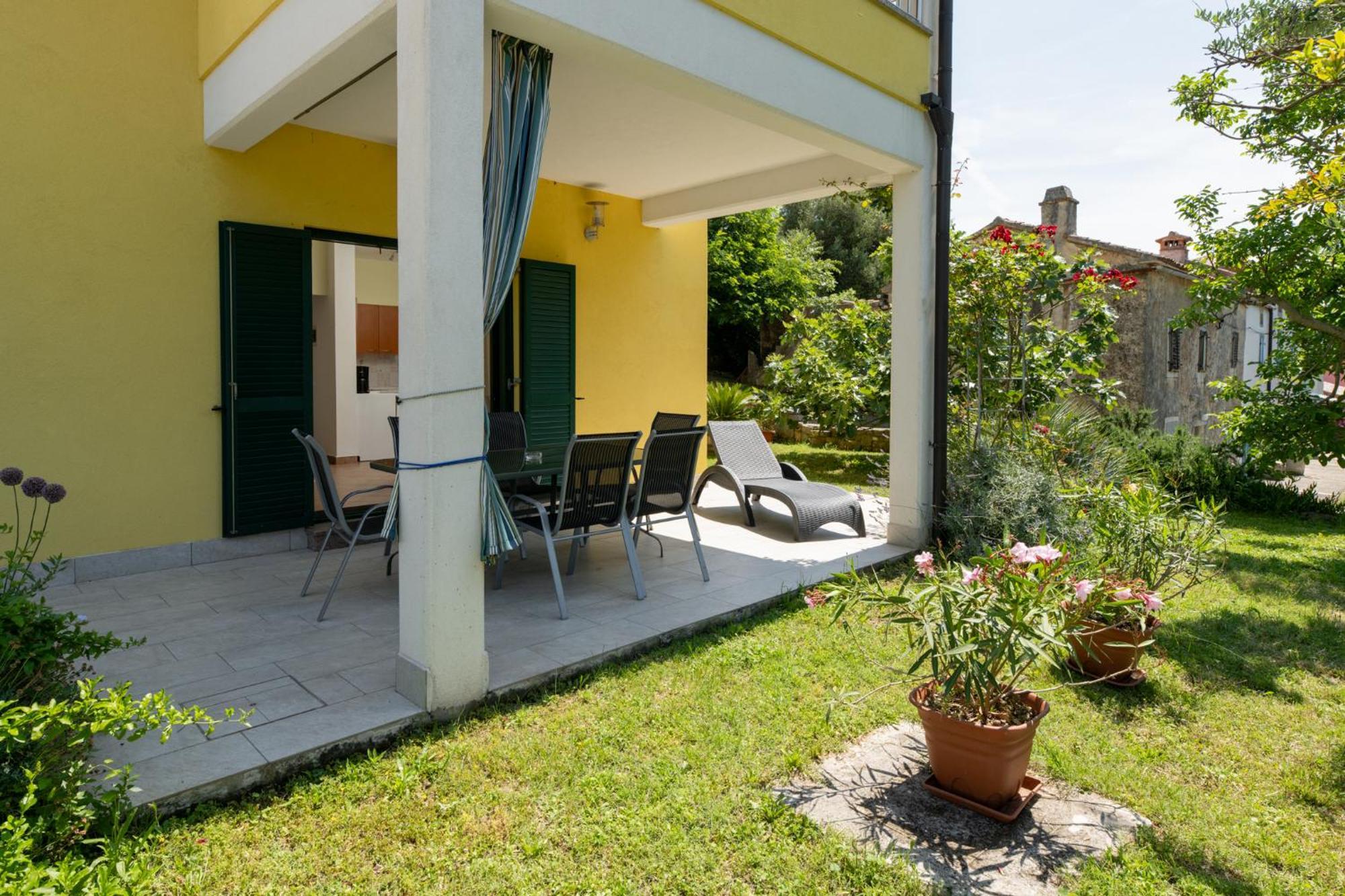 Haus Rita Appartement Labin  Buitenkant foto
